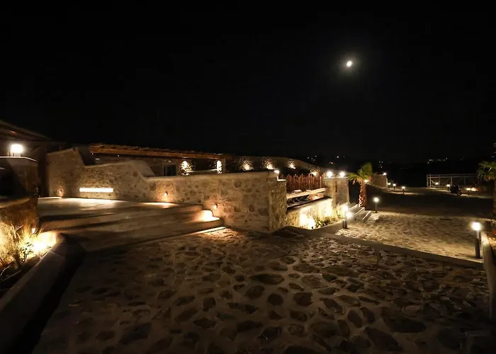 فيلة The George With Private Pool, Close To - Chora *