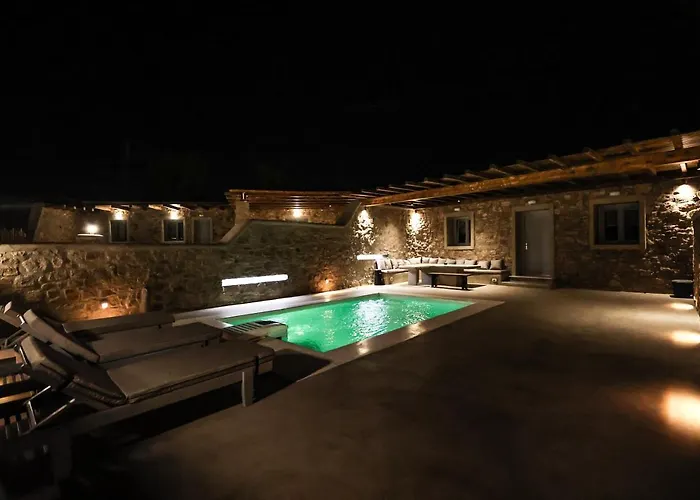 The George With Private Pool, Close To - Chora فيلة Mykonos Town