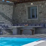 The George With Private Pool, Close To - Chora فيلة