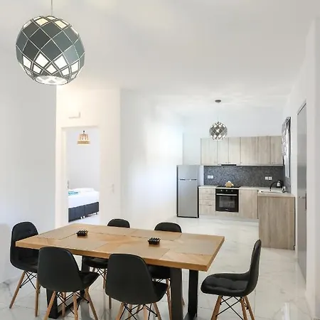 فيلة The George With Private Pool, Close To - Chora