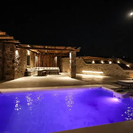 The George With Private Pool, Close To - Chora *