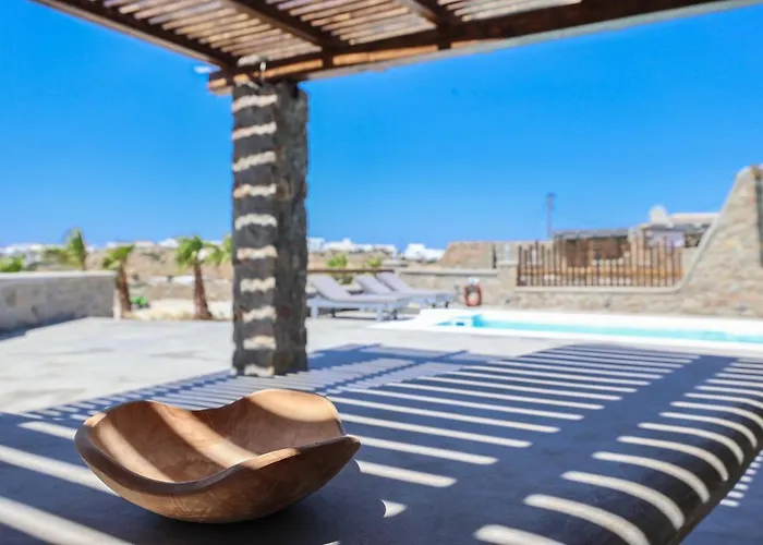 Вилла The George With Private Pool, Close To - Chora *