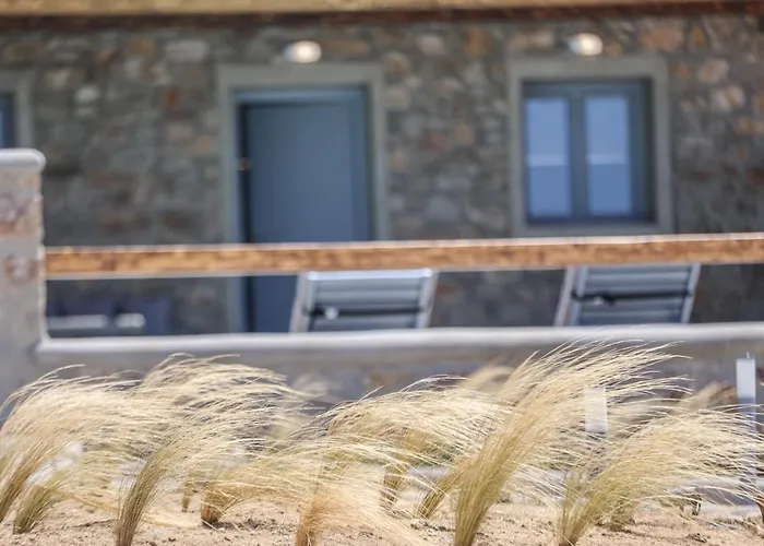 The George With Private Pool, Close To - Chora *