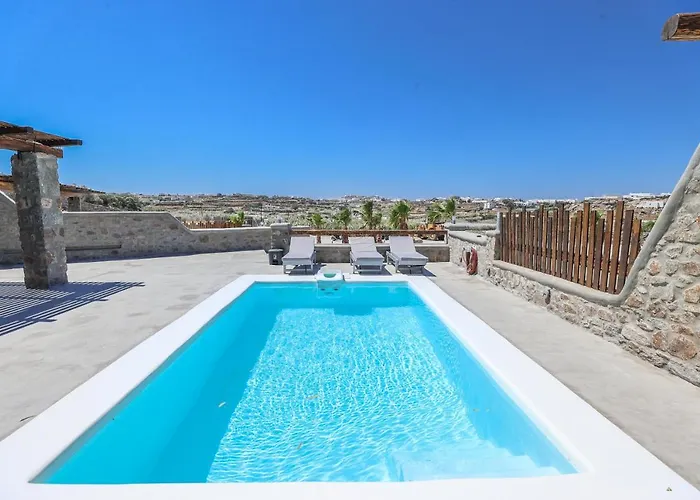 Вилла The George With Private Pool, Close To - Chora *