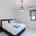 Vila The George With Private Pool, Close To - Chora Mykonos Town